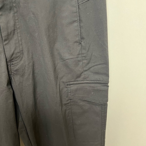 HAGGAR ACTIVE SERIES SLACKS LEAD (DARK CHARCOAL) SIZE 32w X 34 LENGTH - Picture 9 of 13